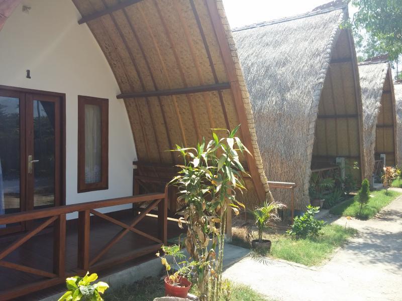 Kokowa Cottages ギリ・アイル エクステリア 写真
